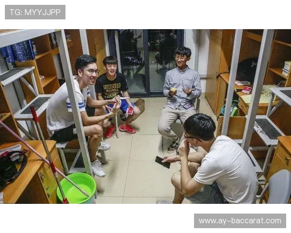 如何应对中午打游戏的室友并制定合理的制裁措施